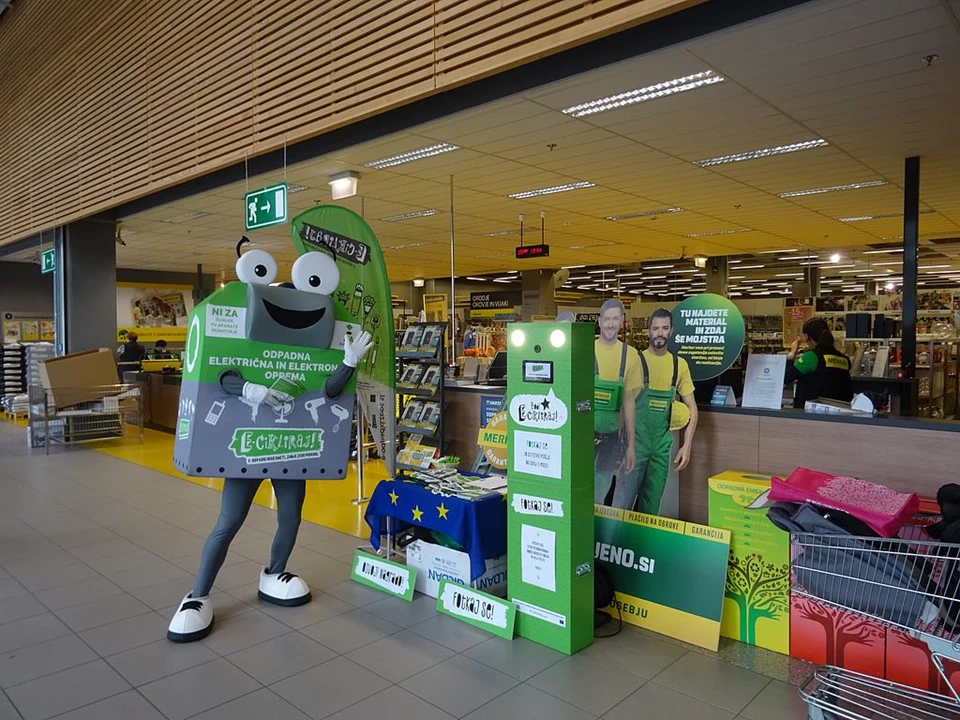 V škofjeloškem Merkurju tudi E-ciklirajo