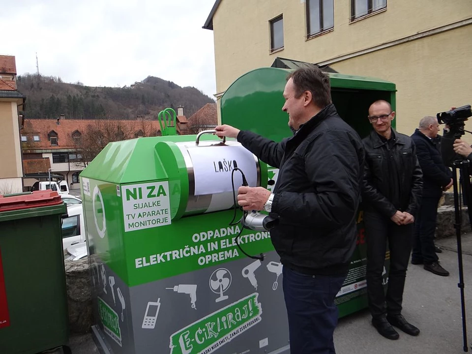 Občina Laško od danes naprej z novimi možnostmi oddaje malih starih aparatov in odpadnih baterij