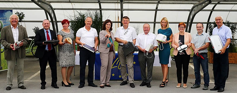 Celje z okolico bogatejše za ulične zbiralnike e-odpadkov in odpadnih baterij 