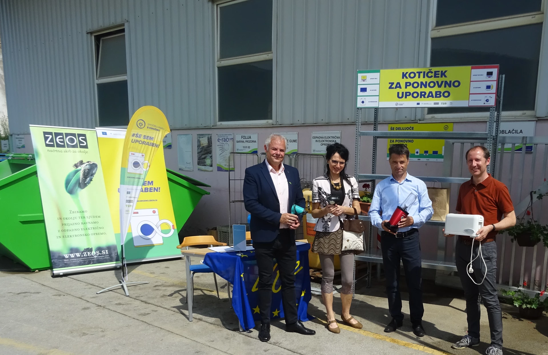 Predaja kotička za ponovno uporabo na ZC Slovenske Konjice ZEOS